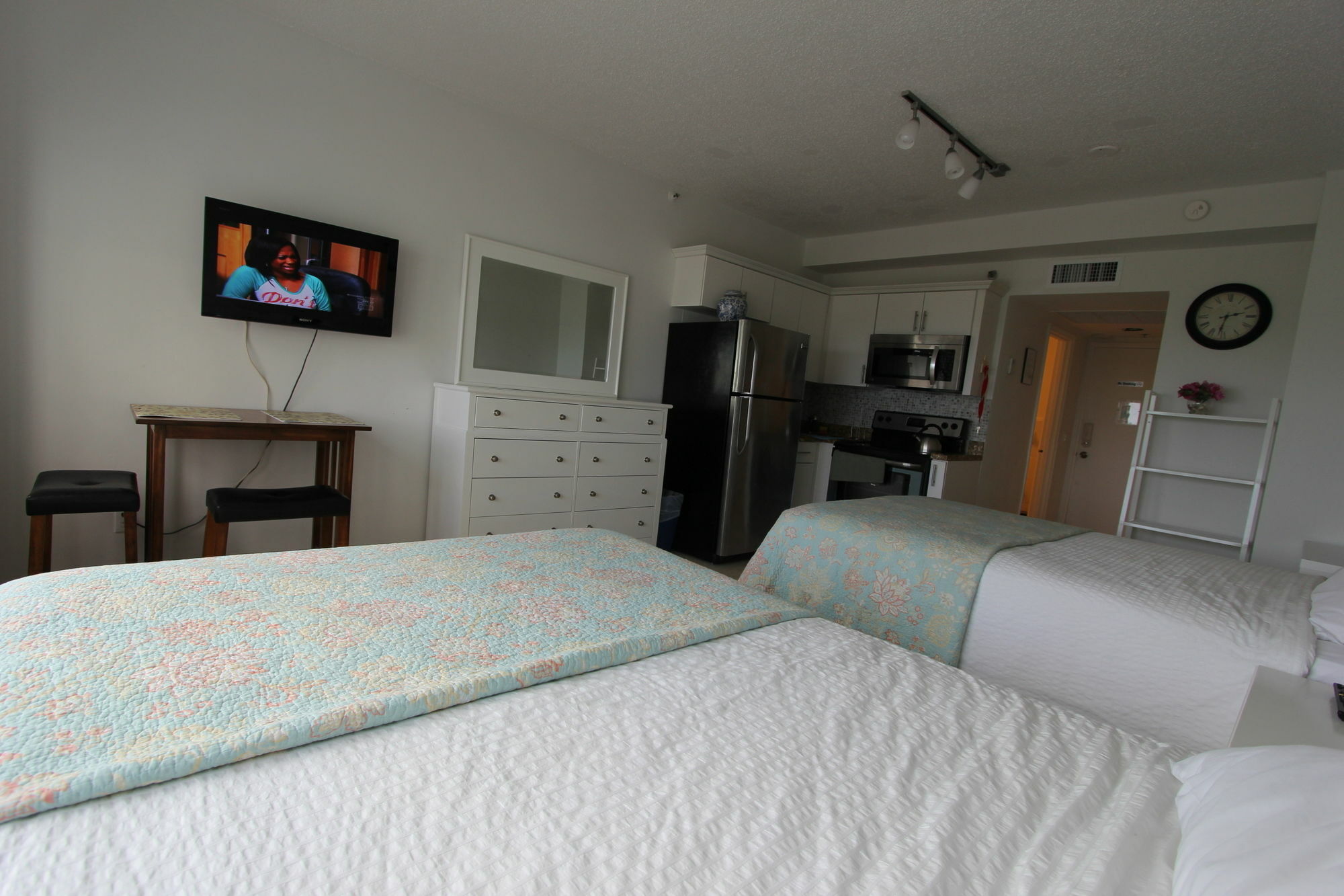 Private Apartments At The Casablanca Miami Beach Exterior foto