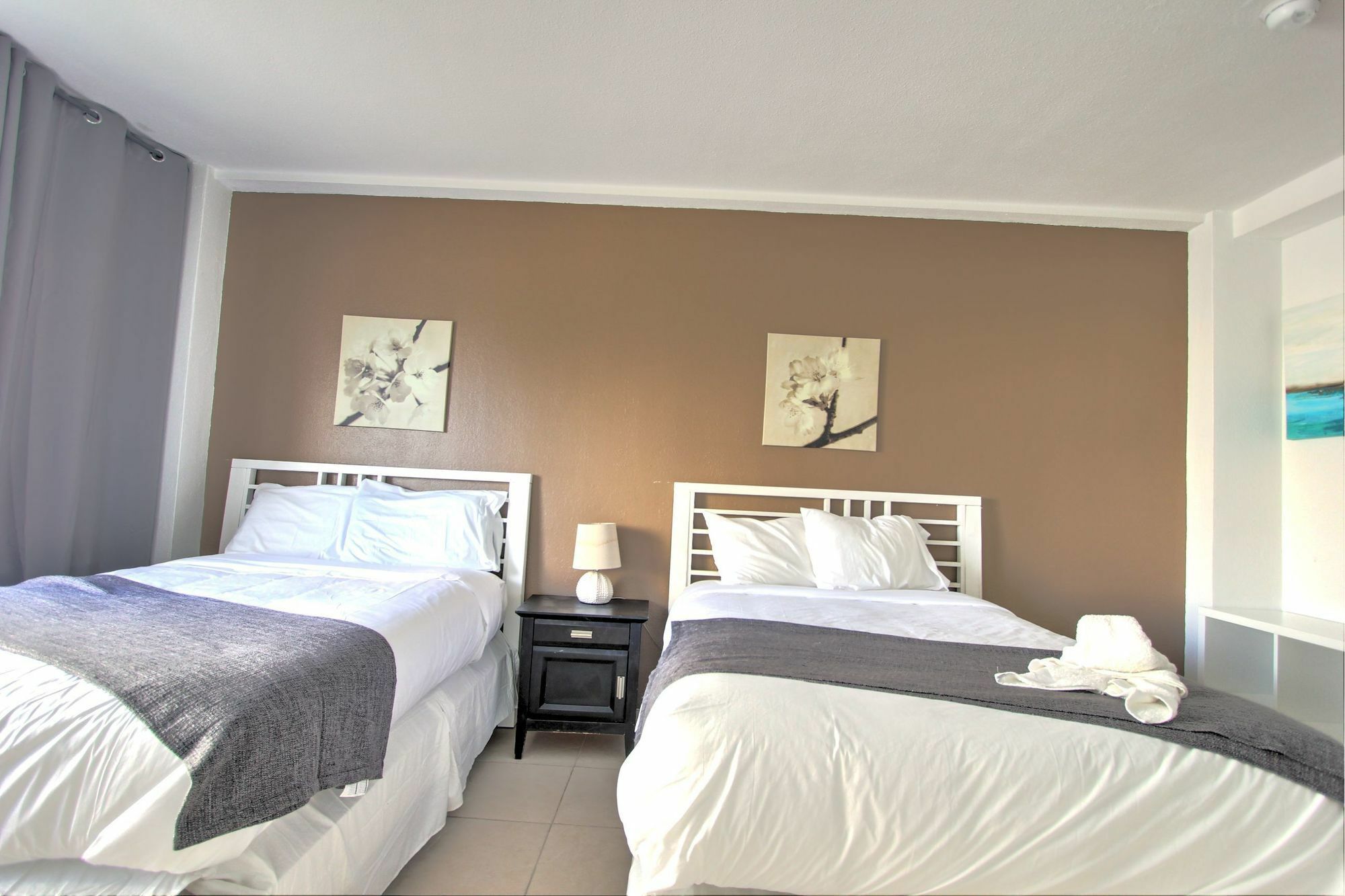 Private Apartments At The Casablanca Miami Beach Exterior foto