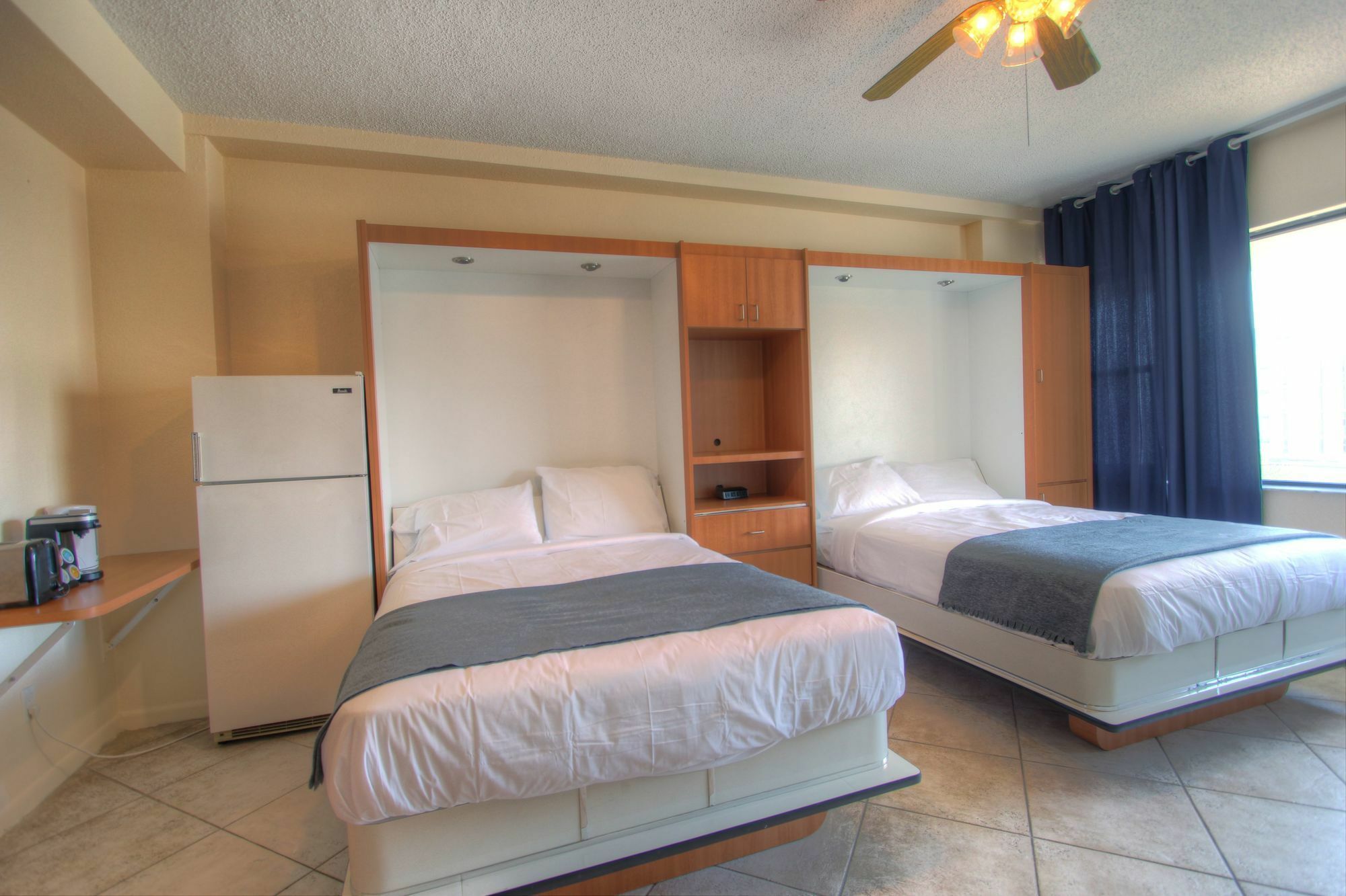 Private Apartments At The Casablanca Miami Beach Exterior foto