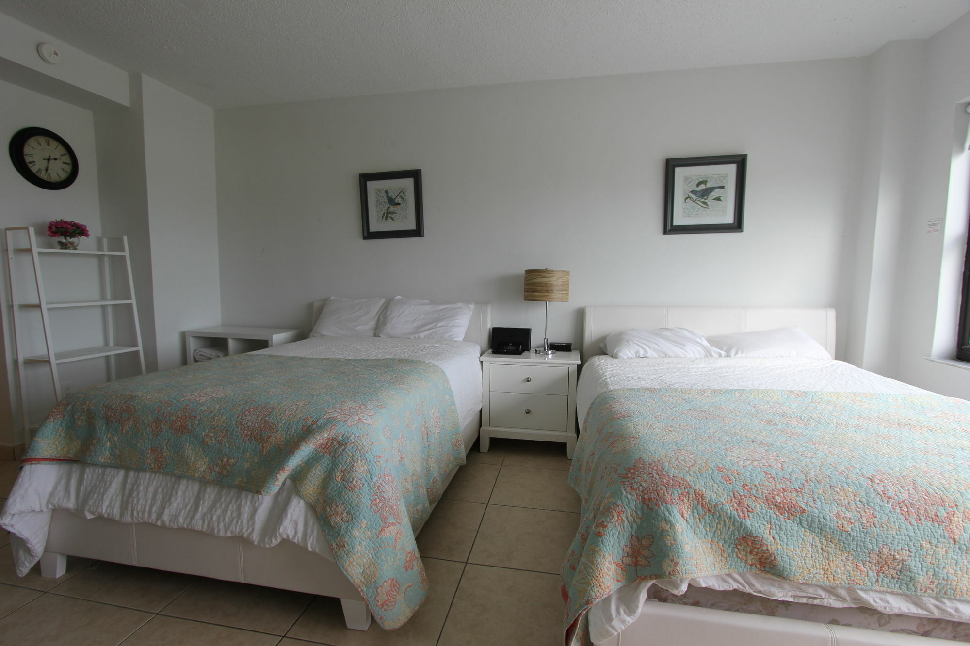 Private Apartments At The Casablanca Miami Beach Exterior foto